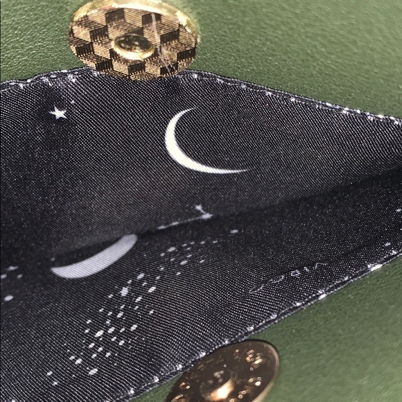 Vegan Zodiac Purse🌿🐻🦊🦁 - Picture 9 of 9